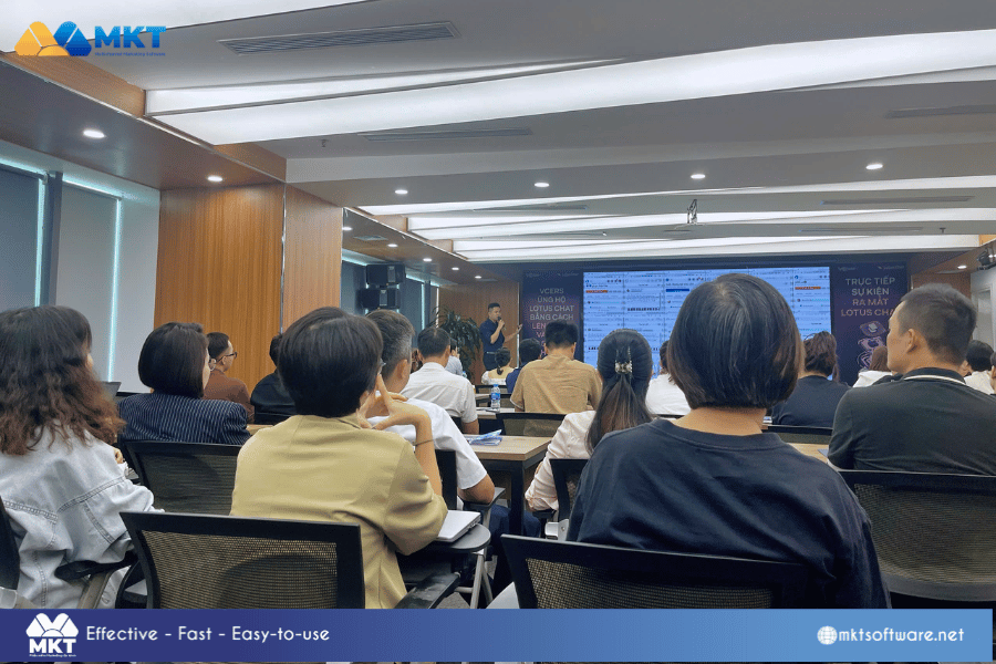 Businesses heard about how to manage automated sales operations Dang Minh Tien: Driving Digital Transformation at the Marketing & Sales Automation Event