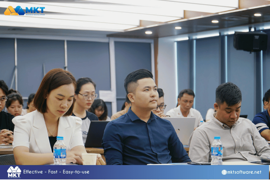 Mr. Dang Minh Tien shared about the formula and opportunities in the digital transformation phase Dang Minh Tien: Driving Digital Transformation at the Marketing & Sales Automation Event