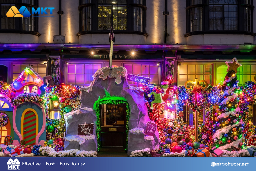 The Ivy Chelsea Garden (London) Dazzling Holiday Makeovers: 6 Restaurant christmas decoration ideas